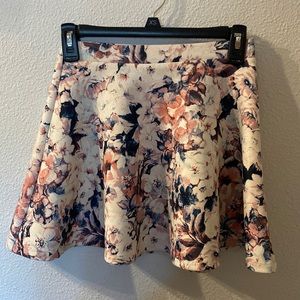 Bethany Mota floral skate skirt size XS